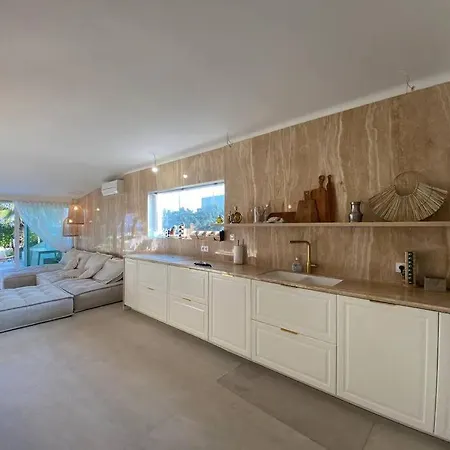 Дом отдыха Seaside House In By Ask Me France